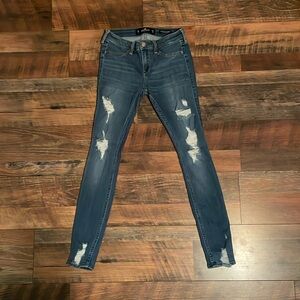 Hollister skinny jeans :)